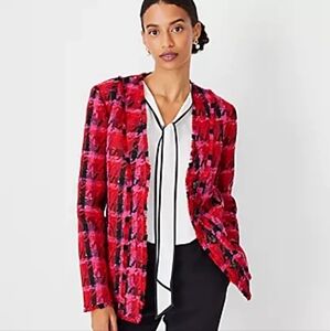 The Long Cardigan Jacket In Houndstooth Tweed